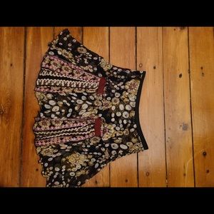 Diane Von Furstenberg size 4 silk patterned skirt